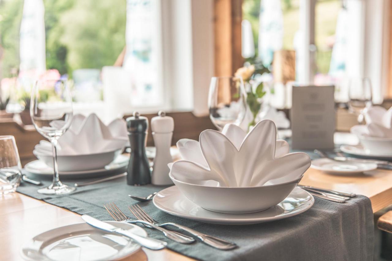 Boutique Wellnesshotel Landmann Steinen  Exteriör bild