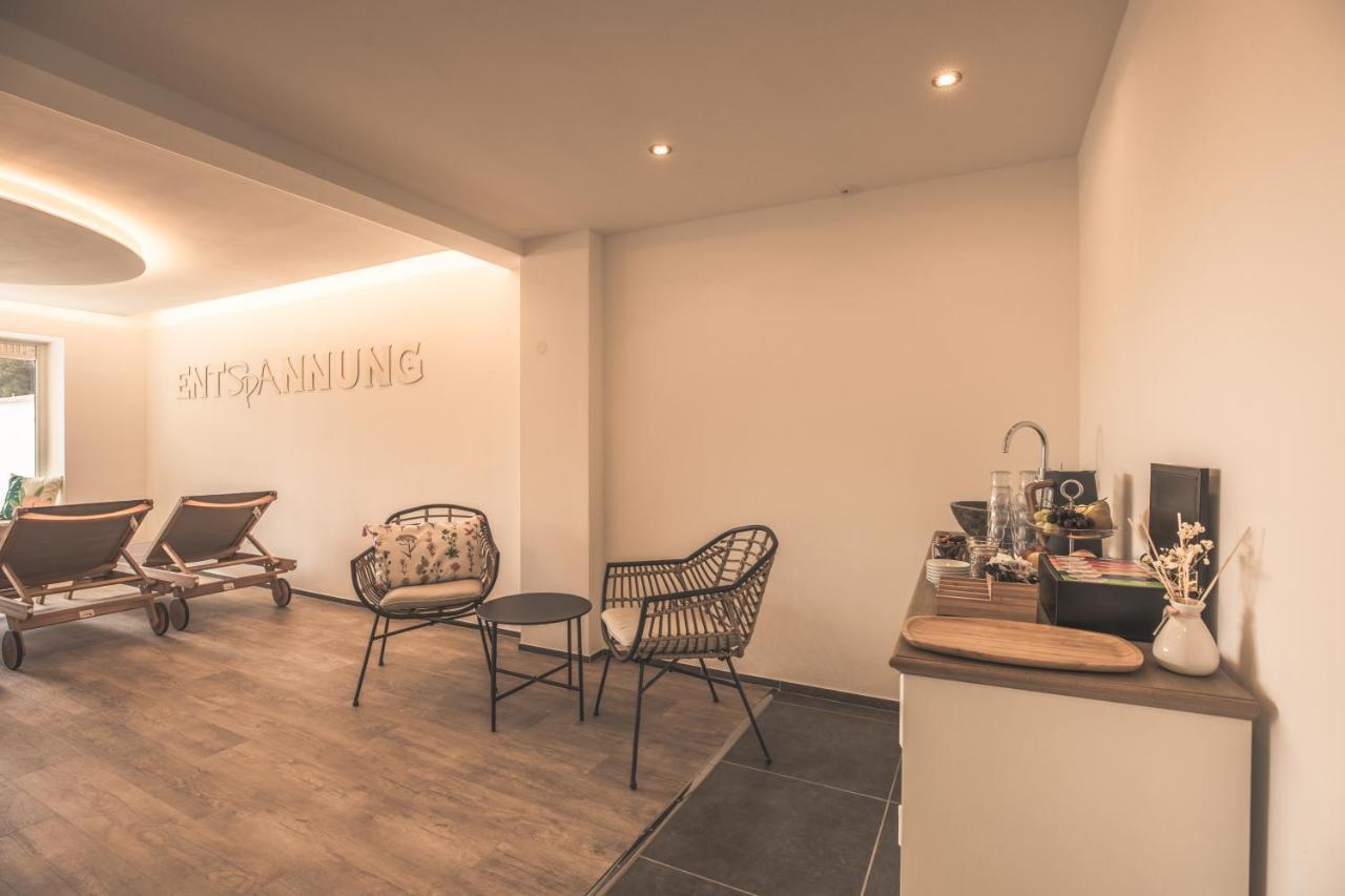 Boutique Wellnesshotel Landmann Steinen  Exteriör bild