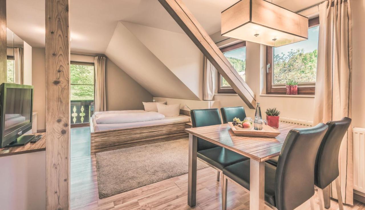 Boutique Wellnesshotel Landmann Steinen  Exteriör bild