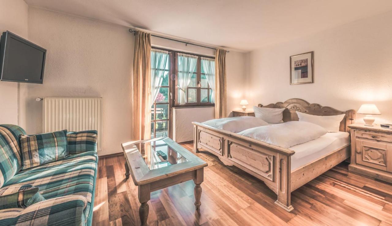Boutique Wellnesshotel Landmann Steinen  Exteriör bild