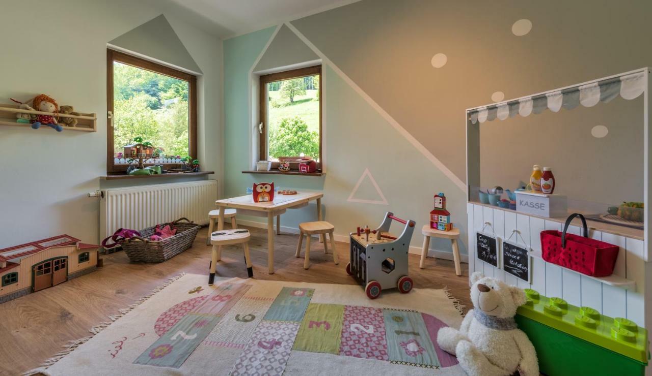 Boutique Wellnesshotel Landmann Steinen  Exteriör bild